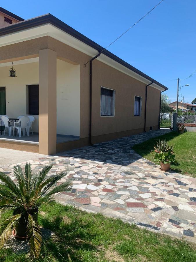 Ca' Fontanini Villa Luni Buitenkant foto